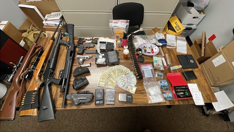 1 charged after guns, drugs seized from Hickman County home