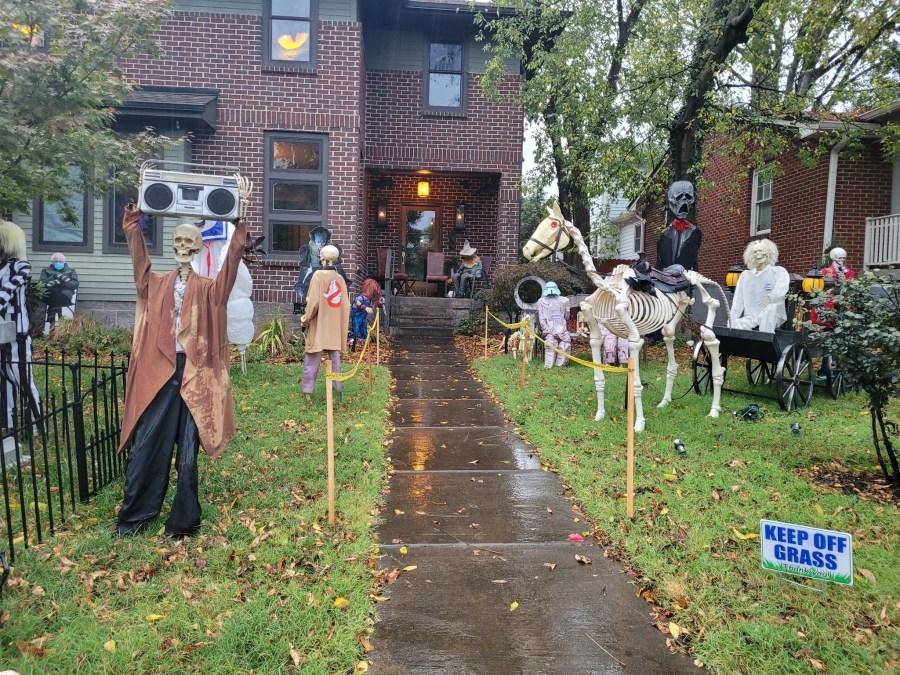 East Nashville homeowner begins planning for annual Halloween display