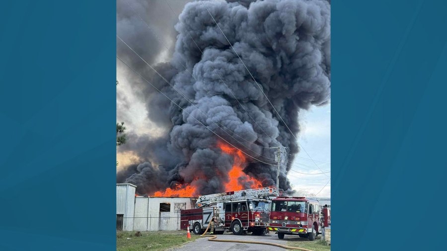 Multiple injuries reported among first responders following large-scale structure fire in Decatur County
