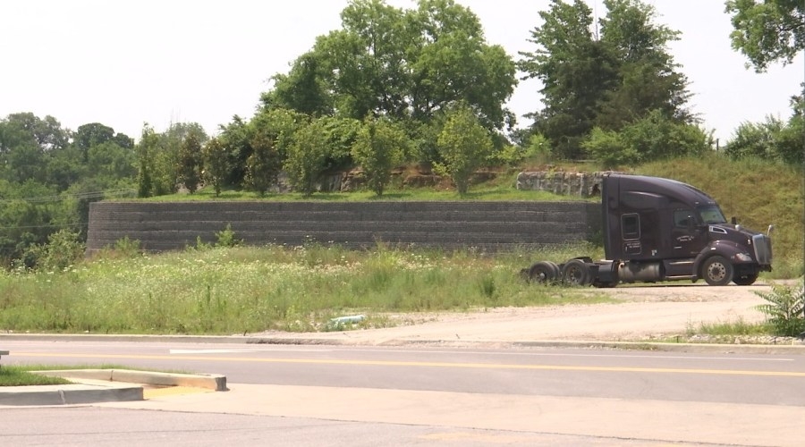 Metro Council to vote on truck parking restrictions