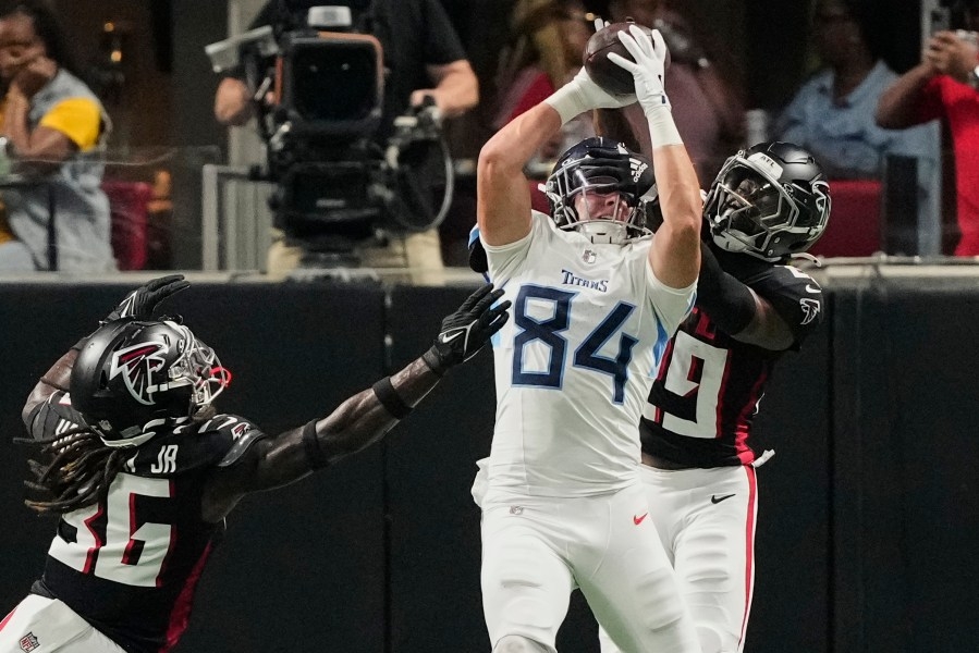 Winless Tennessee Titans visit winless Houston Texans