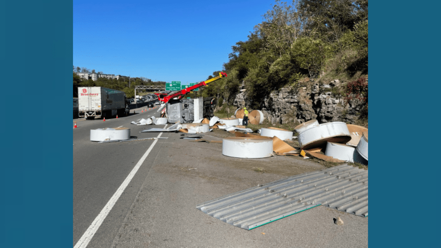 Semi hauling 28K pounds of paper overturns along I-40 in Davidson County